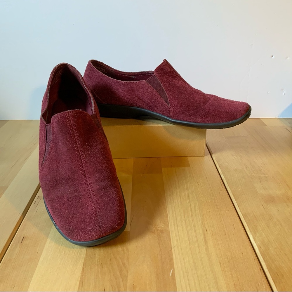 Easyspirit Burgundy Loafers